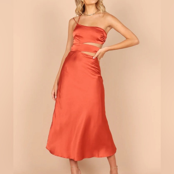 Never worn Forelle One Shoulder Cut Out Midi Dress - Picture 7 of 11